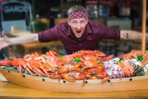 66 POUND SEAFOOD BOAT CHALLENGE (World Record Attempt!)