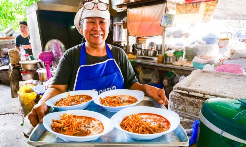 Amazing Thai Curry Noodles - 5 Best Bowls of KHAO SOI in Chiang Mai | สุดยอดข้าวซอยในเชียงใหม่