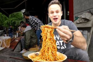 Chinese Street Food DAN DAN NOODLE Tour in Sichuan, China | INSANELY GOOD and SPICY Szechuan Noodles