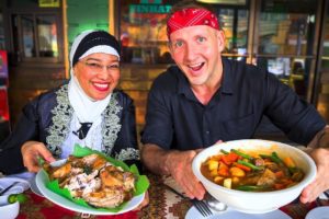 Filipino HALAL Food Tour! The HIDDEN Muslim Eateries of Davao, Mindanao! *Mountain Dew*