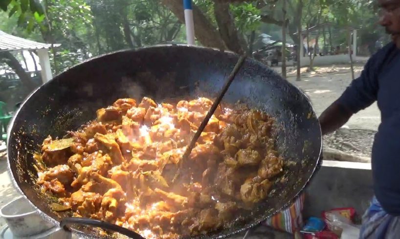 Food at Garden | Very Easy & Simple Way to Make Tasty Chicken Curry | Street Food Loves You