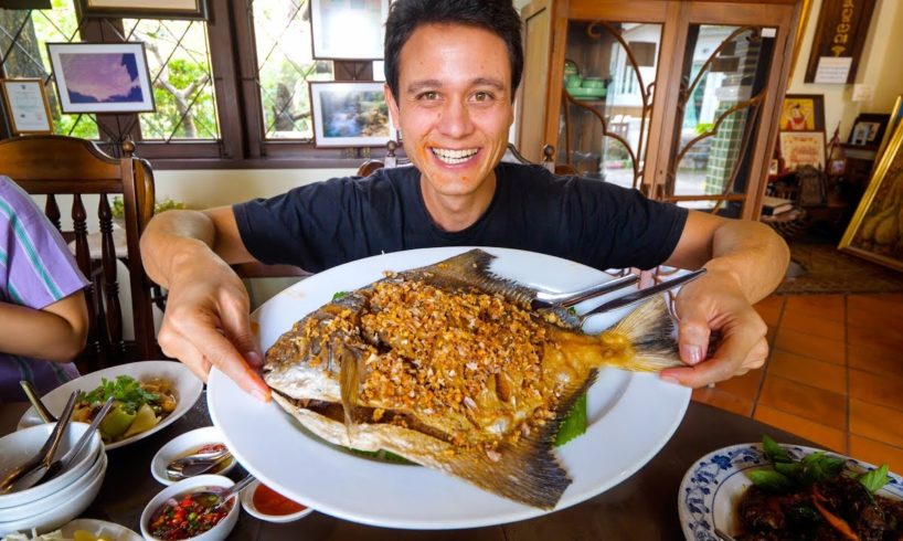 Giant CRISPY POMFRET at 1 MICHELIN STAR - Thai Food Restaurant! | Bangkok, Thailand