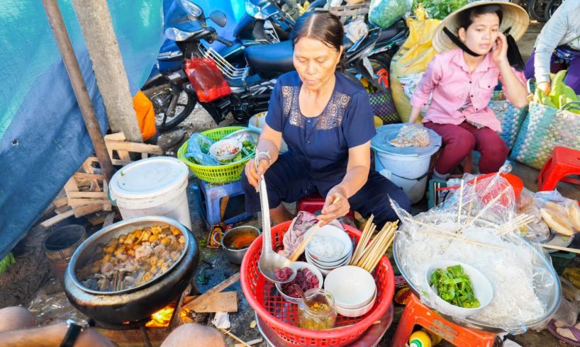 HUGE Street Food Tour of VIETNAM | MOST UNIQUE Street Food in Vietnam | HUE