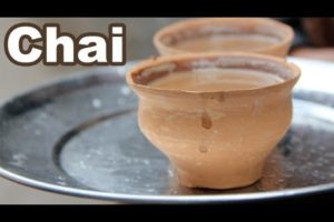 Indian Chai - Drinking Amazing Tea in Clay Cups in Kolkata (Calcutta), India!