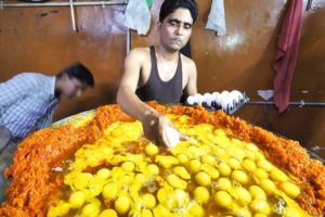 Indian Street Food in Mumbai - 400 Egg BIGGEST Scrambled Eggs + BEST Seafood in Mumbai, India!!!