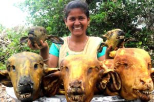 Lamb Head Recipe || Traditional Sheep Head curry By Country foods |మేక తలకాయ కూర