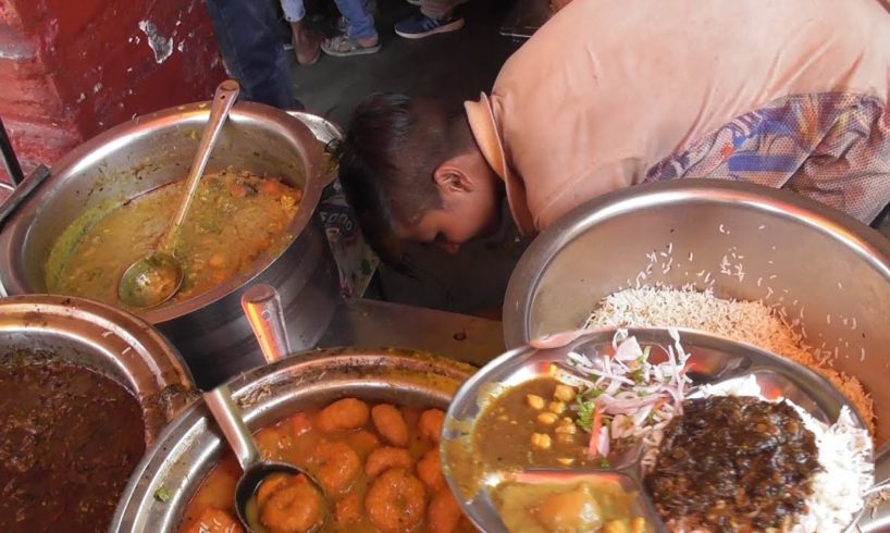 Lucknow Street Lunch Starting @ 30 rs Plate | Chawal (Rice) K Sath Rajma - Chole - Kadhi