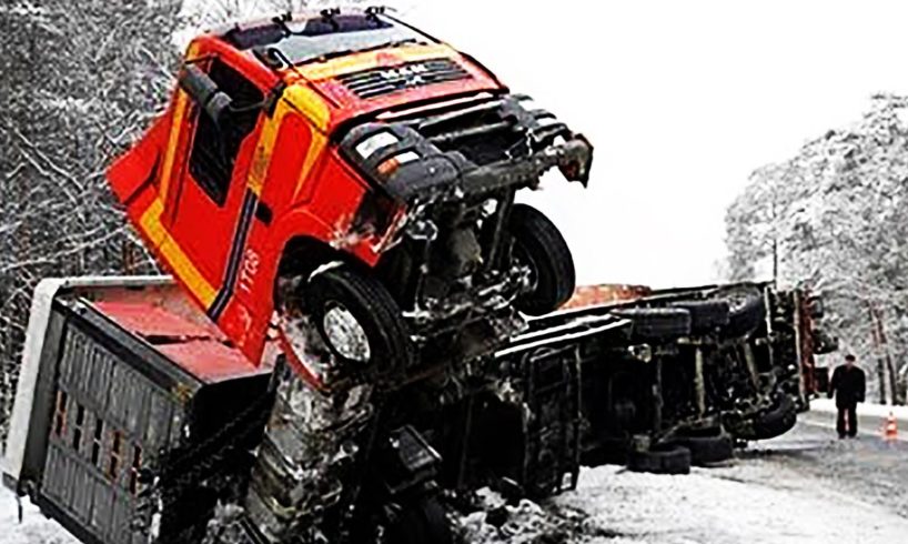 MOST HORRIBLE TRUCKS CRASHES 2016 || Car crashes compilation & Road rage 2016