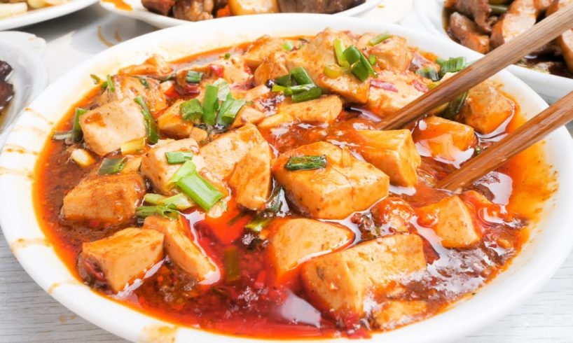 One of the BEST Chinese Street Food Joints in Chengdu, China | BEST Chinese Cooking and Mapo Tofu!