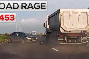 ROAD RAGE & CAR CRASH COMPILATION #453 (September 2016)