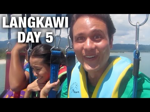 Rice and Curry, Parasailing, and Sunset Dinner Cruise in Langkawi (Day 5)