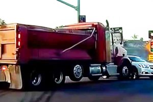SEMI TRUCKS DRIVING FAILS - BAD DRIVERS USA, CANADA - ROAD RAGE IN AMERICA