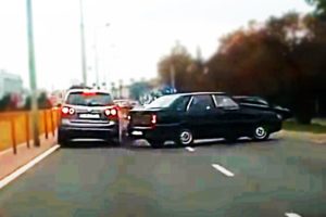 Stupid Drivers - Car Fails 2018 December #887