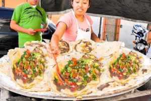 UNKNOWN Mexican Street Foods You MUST Try! MEGA Mexican Pizza, BEST BBQ, and 7 Mole’s in OAXACA!