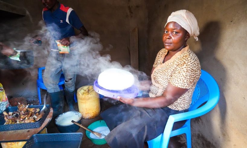 Village Food in East Africa - FREE-RANGE KFC (Kenya FRIED CHICKEN) Kenyan Food in Machakos!