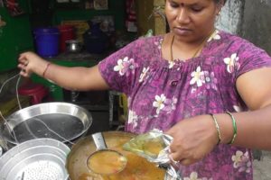 Yellamma Tiffin Center | Sambar Chutney Idly Dosa Special | Street Food Loves You