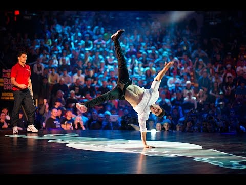 Брейк - данс . Казань . People are awesome . Street performance.
