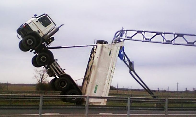 Bad Day at Work Compilation 2018 -  Heavy Equipment FAILS