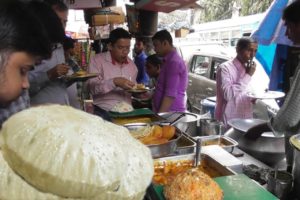 Big Size Luchi & Varieties Delicious Food In Kolkata Street | Street Food Loves You