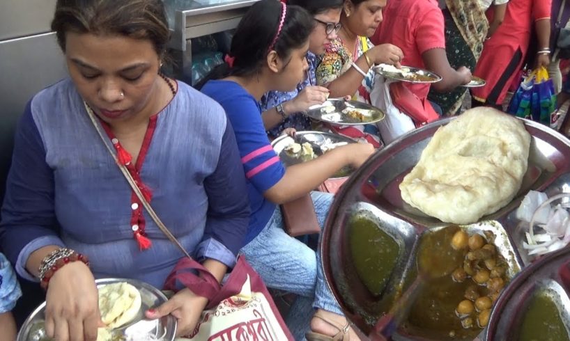 Chole Bhature Lovers in Kolkata | Price @38 rs Per Plate | Delicious Indian Street Food