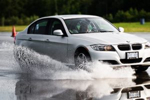 DRIVING on WET ROAD - Hydroplaning