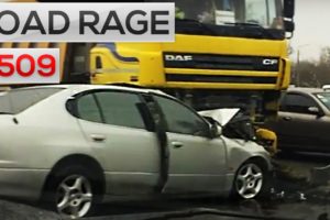 Daily car crashes & Road Rage, Bad drivers compilation #509