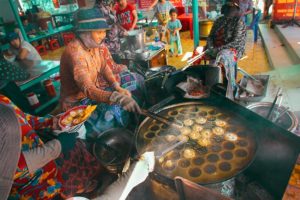 Epic Street Food of Vietnam! Banh Khot in Vũng Tàu