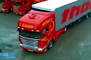 Examples Of Semi Truck Drivers Who Have Excellent Driving Skills - AWESOME Semi Truck Drivers 2017