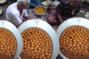 Full Gulab Jamun Sweet Preparation for Bengali Marriage Occasion | Street Food Loves You Present