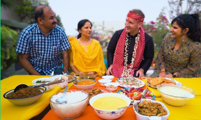 INDIAN FOOD Cooked with LOVE. American tries home cooked Indian Food For the first time in Delhi!