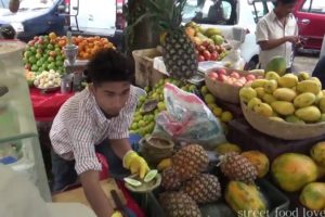 Indian Street Food at Darjeeling - Healthy Sliced Mixed Fruits - Street Food India