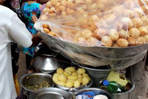 Indian Street Food in Sea Beach | PUCHKA/PANI PURI/GOLGAPPA | Best Eating Street Food