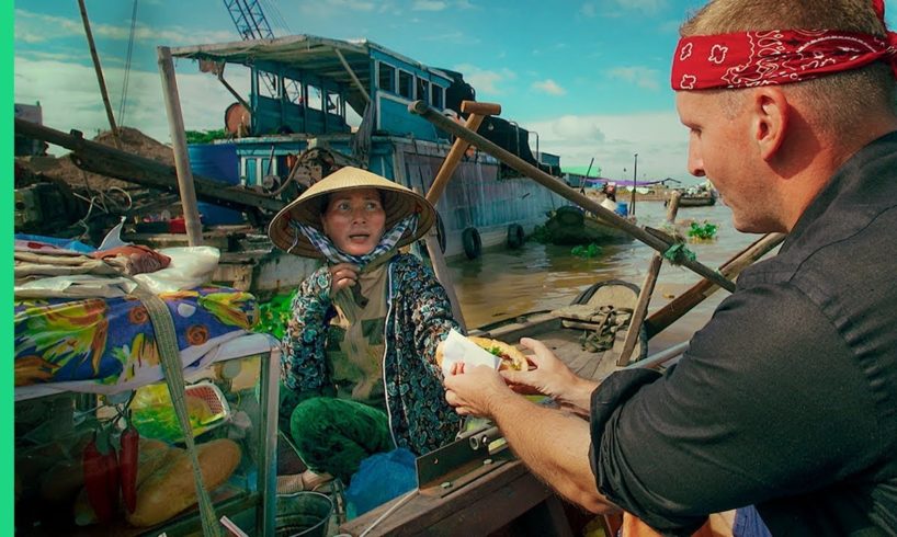 Magical  FLOATING MARKET TOUR in Cai Rang, Vietnam! (Bun Thit Nuong and Water Banh Mi??) Day 4