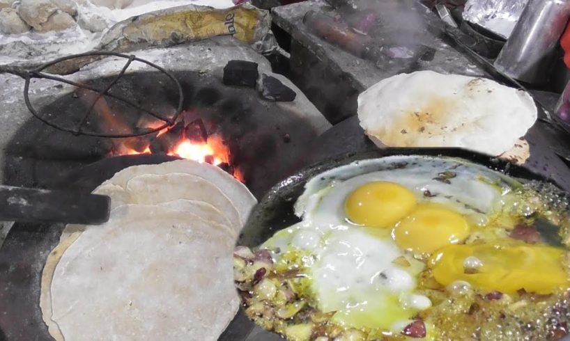 Potato Egg Bhujia ( Scramble ) With Roti (Bread) | Friends are Enjoying The Food