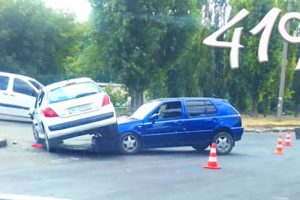 ROAD RAGE & CAR CRASH COMPILATION #419 (May 2016) (with English subtitles)