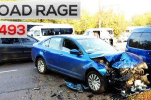 ROAD RAGE & CAR CRASHES, Bad drivers compilation #493