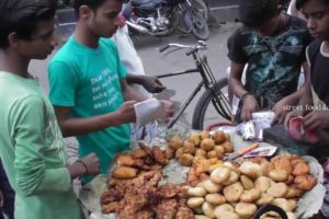 Street Food India/Kolkata | Can You Imagine 3 Rs Per Piece Whatever You Want | Best Indian Snacks