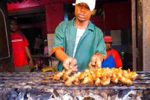 Street Food Tour of Lamu, Kenya - FOOD MELTING POT and Sailboat BBQ - Kenyan Swahili Food!