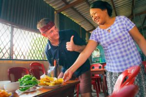 The Legendary Sizzling Pancake. Banh Xeo in Hoi An, Vietnam!