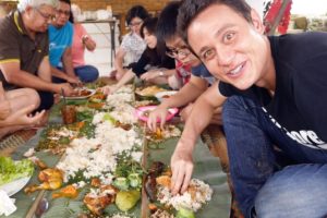 The Ultimate Indonesian Food Day Trip - HUGE Nasi Liwet Feast!