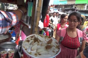 Yummy Lassi Only 10 Rs per Glass for All | Kolkata Street Food Loves You