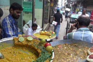 Aloo Tikki Chaat | Boro Bazar Kolkata Street Food