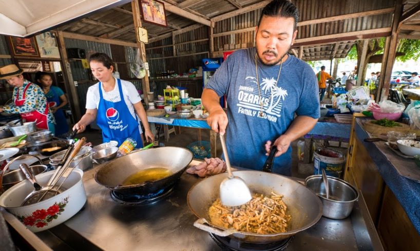 Amazing Thai Food - Best JUNGLE FOOD in Chonburi, Thailand! | สุดยอดอาหารป่า