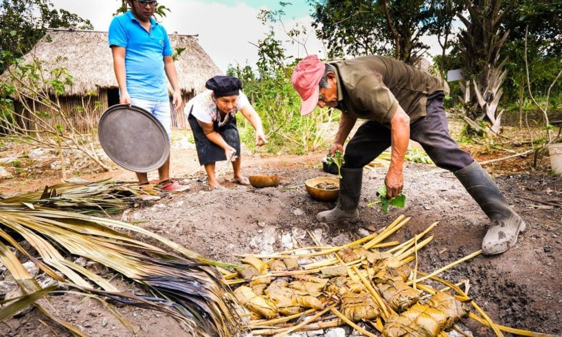 Ancient MAYAN FOOD - Jungle Cooking in MAYA VILLAGE in Quintana Roo, Mexico!