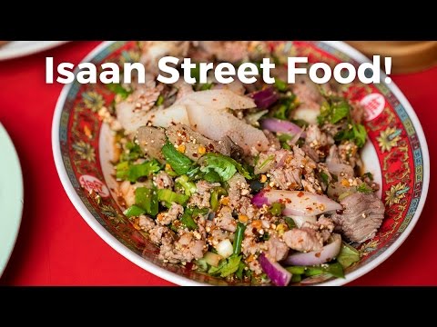 Authentic Isaan Street Food in Bangkok at Som Tam Jay So (ร้านส้มตำเจ๊โส)