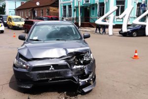 CAR CRASH COMPILATION AND ROAD RAGE #414 (May 2016) (with English subtitles)
