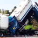 Epic Truck Drivers Fails 2017 - Ultimate Semi Trucks Driving Fails, Heavy Equipment Accidents