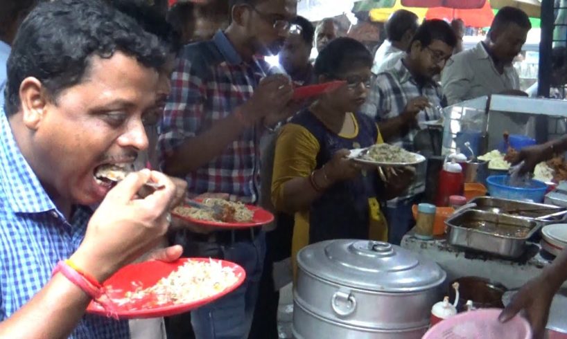 Expert Man Making Chinese Food ( Egg Fried Rice/Chowmein/Chili Chicken) | Kolkata Street Food