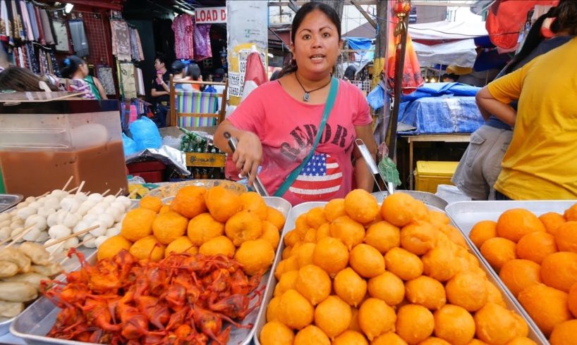 Filipino Street Food Tour - BALUT and KWEK KWEK at Quiapo Market, Manila, Philippines!