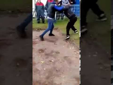 Hood Fight French Turning Up